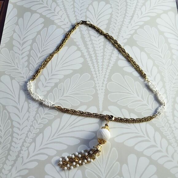 Vintage 70s Beaded Fringe Necklace - Picture 2 of 6